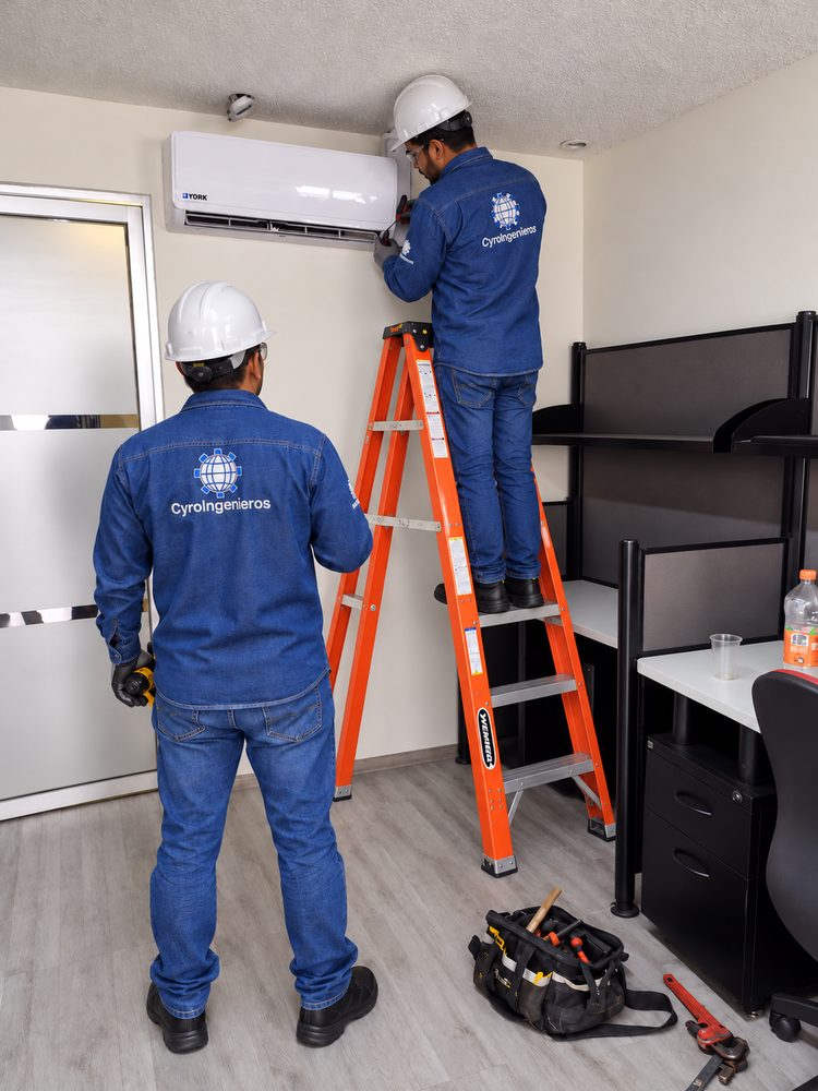 Instalaci�n de minisplit en oficina